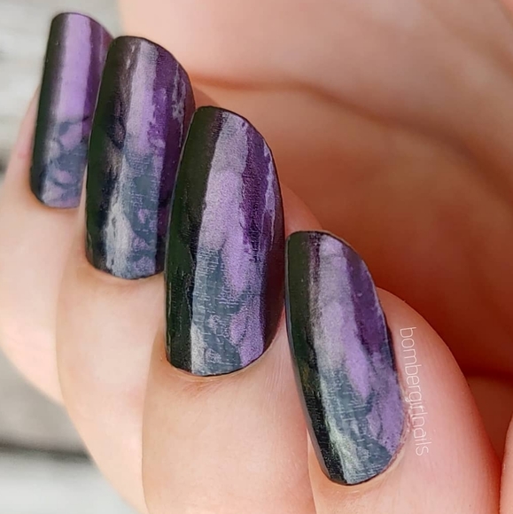 Any 2/$20 Smoke's On You Color Street Nails retired - Picture 4 of 4